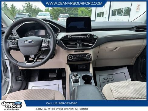 Used 2022 Ford Escape SE w/ Cold Weather Package FWD image 10