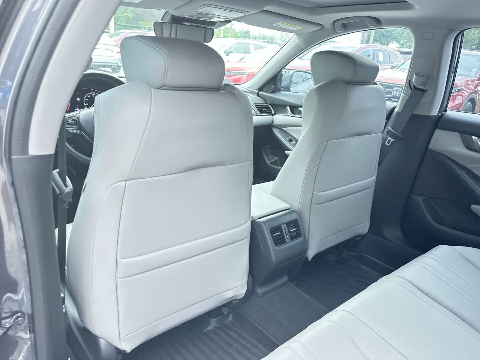 Used 2020 Honda Accord Touring image 14
