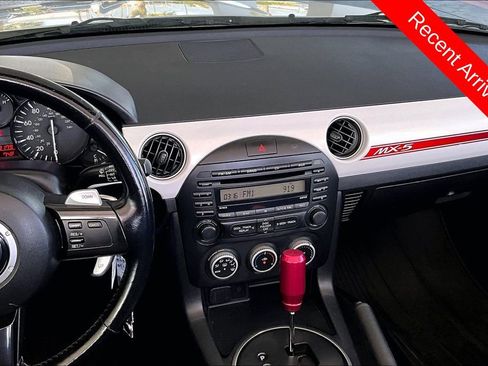 Used 2014 MAZDA MX-5 Miata Club image 9