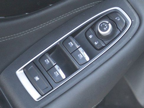 Used 2024 Subaru Outback Touring XT image 13