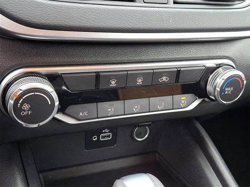 Used 2023 Nissan Altima 2.5 S image 16