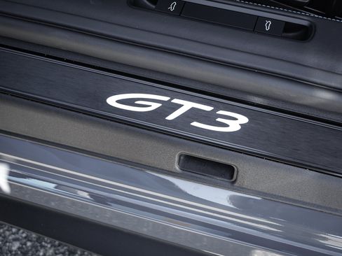 Used 2026 Porsche 911 GT3 RWD image 20