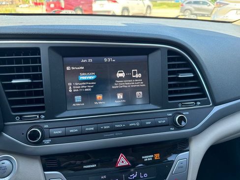 Used 2017 Hyundai Elantra Value Edition FWD image 20