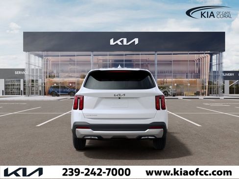 New 2026 Kia Sorento LX FWD image 5