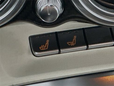 Used 2018 Mercedes-Benz AMG GT Roadster image 20