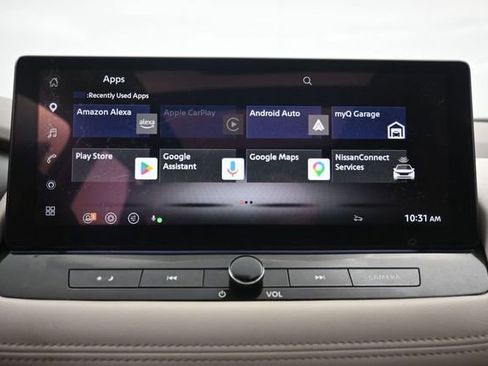 Used 2025 Nissan Rogue SL w/ Tech Package AWD/4WD image 17