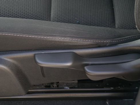 Used 2024 GMC Canyon Elevation w/ Trailering Package image 18