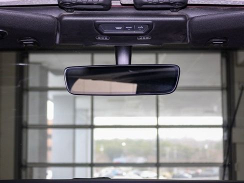 Used 2021 Jeep Wrangler Unlimited Rubicon w/ Xtreme Recon 35" Tire Package image 19