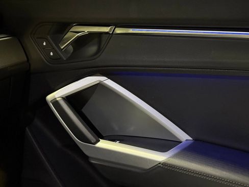 Used 2023 Audi Q3 2.0T Premium Plus image 22