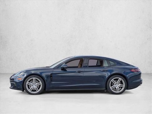 Used 2020 Porsche Panamera 4 image 8