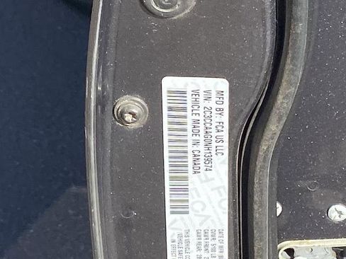 Used 2022 Chrysler 300 Touring w/ Sport Appearance Package image 28