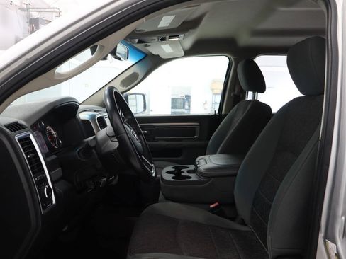 Used 2016 RAM 1500 Big Horn RWD image 12