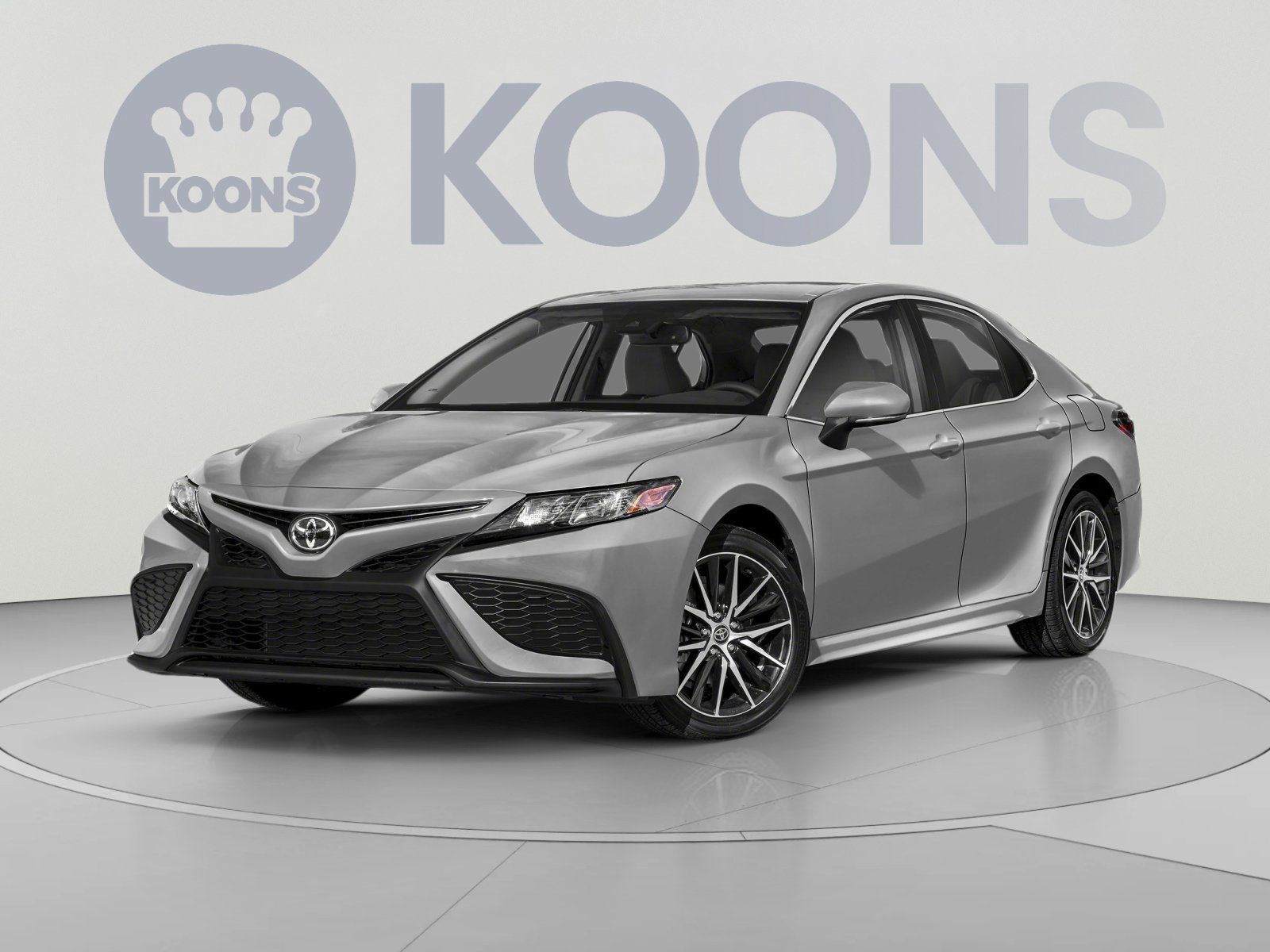 Used 2023 Toyota Camry SE FWD image 1