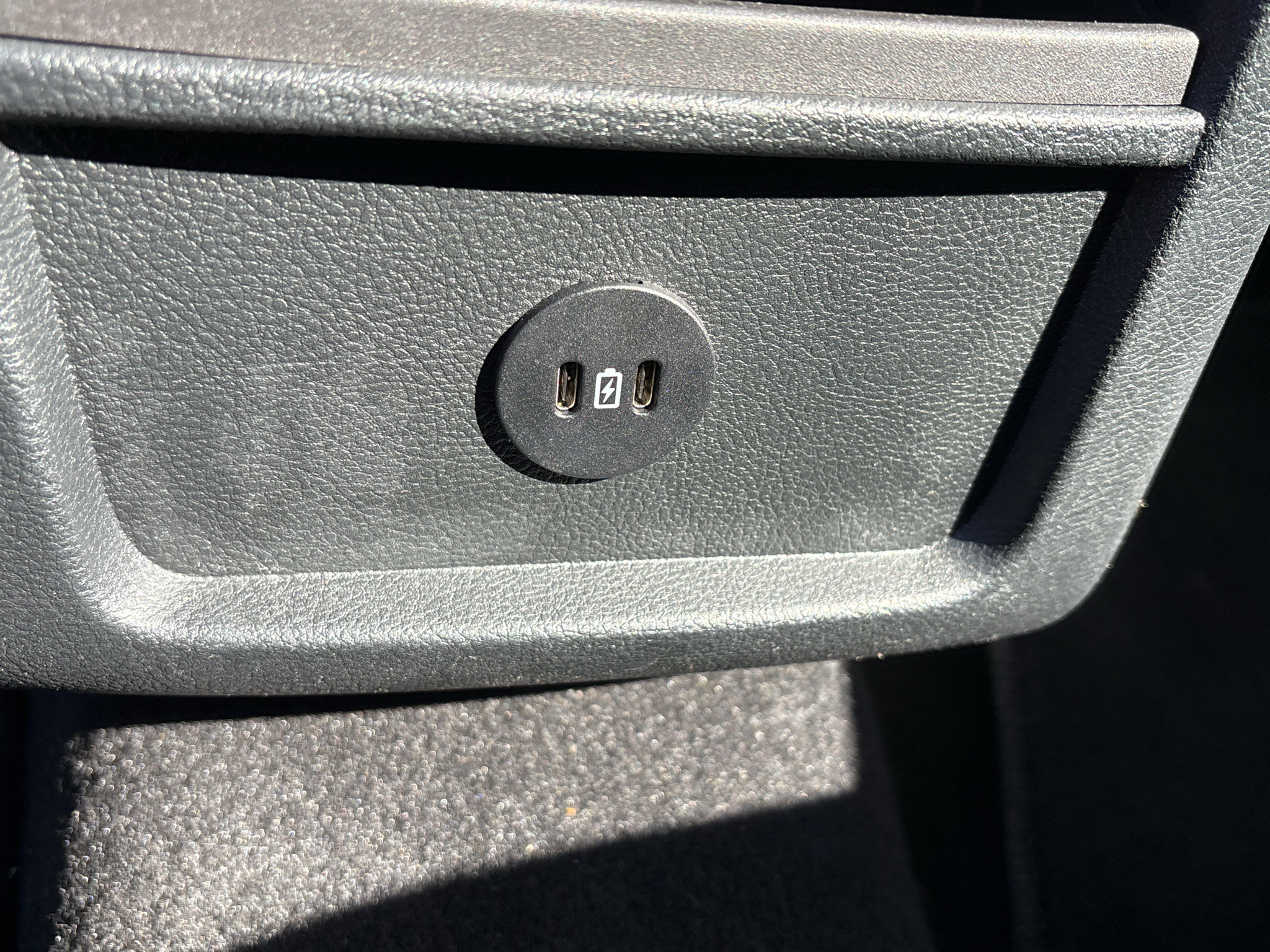 Used 2024 Ford Edge SE AWD/4WD image 16