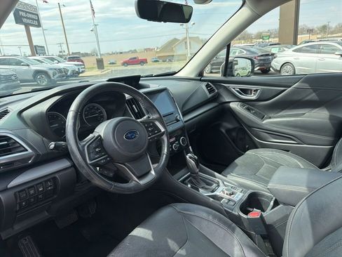Used 2019 Subaru Forester Limited w/ Popular Package #3 image 11