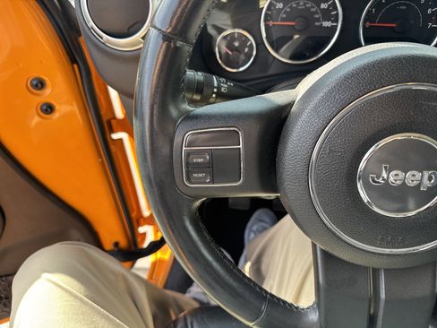 Used 2013 Jeep Wrangler Sahara image 18