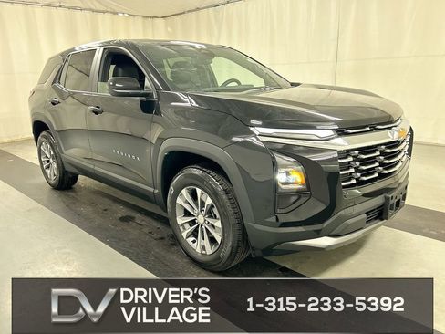 New 2026 Chevrolet Equinox LT w/ Convenience Package II AWD/4WD image 2