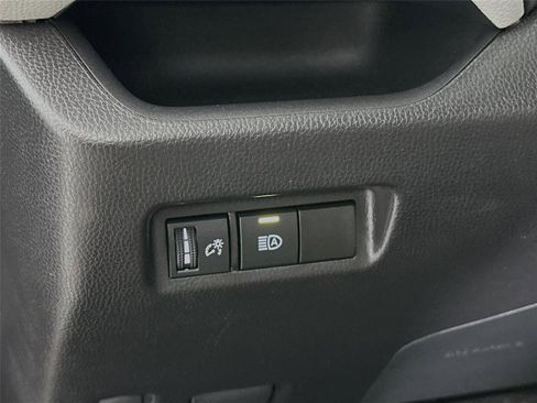 Used 2025 Toyota RAV4 XLE image 10