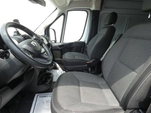 Used 2023 RAM ProMaster 2500 FWD image 7