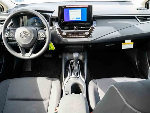 New 2026 Toyota Corolla LE FWD image 19