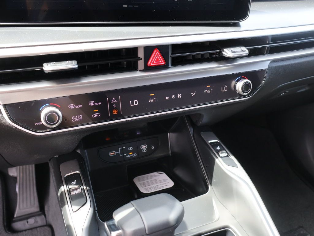 New 2026 Kia Sorento EX AWD/4WD image 35