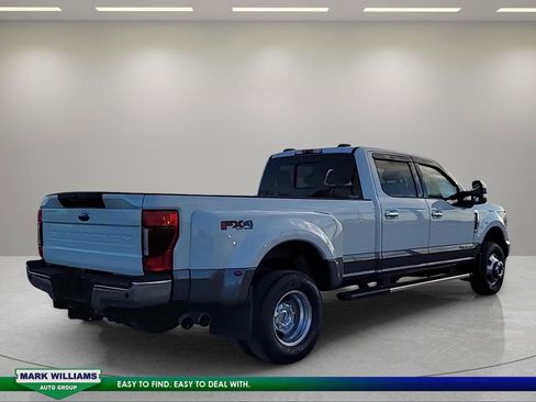 Used 2022 Ford F350 Lariat w/ Lariat Ultimate Package image 4