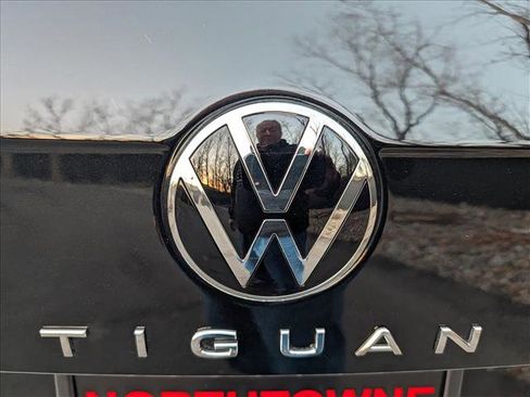 Certified 2023 Volkswagen Tiguan S image 19