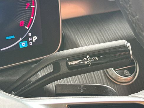 Used 2024 Mercedes-Benz C 300 Sedan image 16