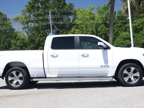 Used 2023 RAM 1500 Laramie AWD/4WD image 6