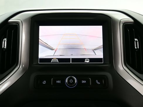 Used 2024 Chevrolet Silverado 1500 Custom AWD/4WD image 18