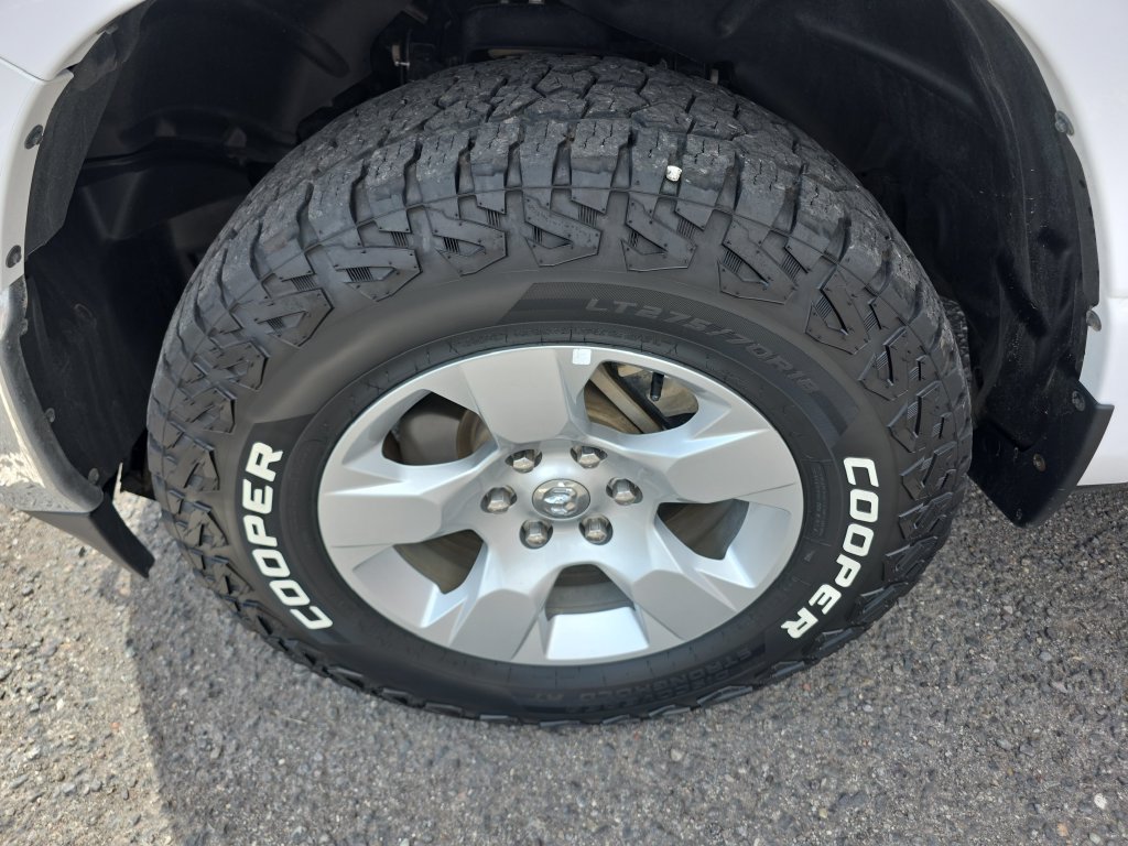 Used 2023 RAM 1500 Big Horn AWD/4WD image 36