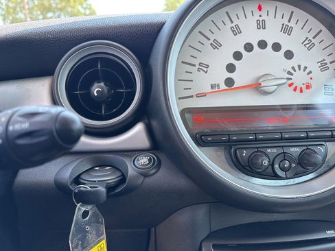 Used 2013 MINI Cooper Hardtop FWD image 13