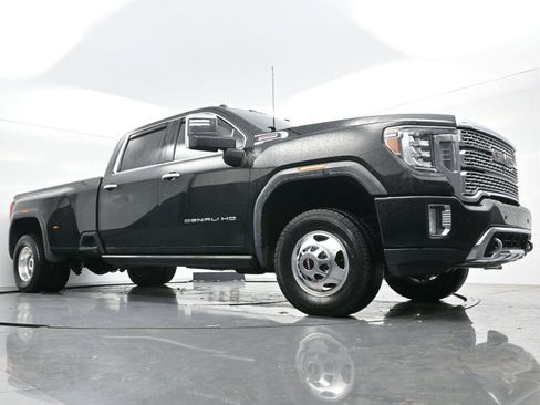 Used 2021 GMC Sierra 3500 Denali w/ Denali Ultimate Package image 49