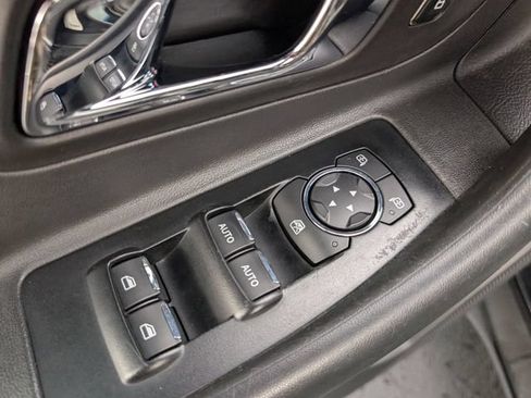 Used 2013 Ford Taurus SHO AWD/4WD image 15