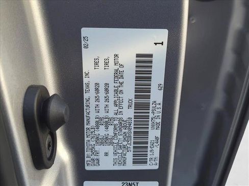 New 2025 Toyota Tundra Limited AWD/4WD image 18