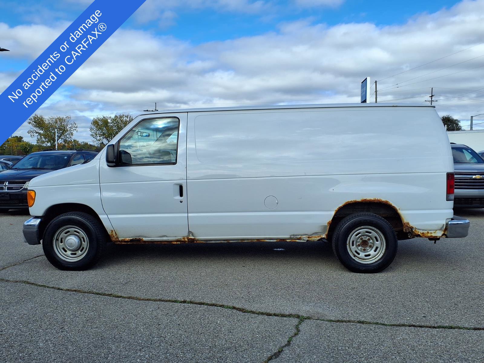 Used 2005 Ford E-150 and Econoline 150 RWD image 8
