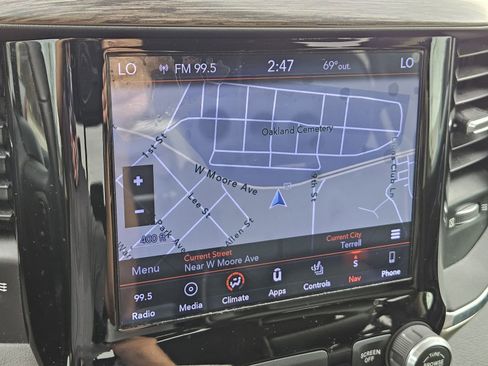 Used 2019 RAM 1500 Laramie image 21