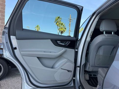Used 2019 Audi Q7 Premium Plus image 37