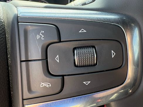 Used 2023 Chevrolet Blazer RS w/ Driver Confidence II Package FWD image 16