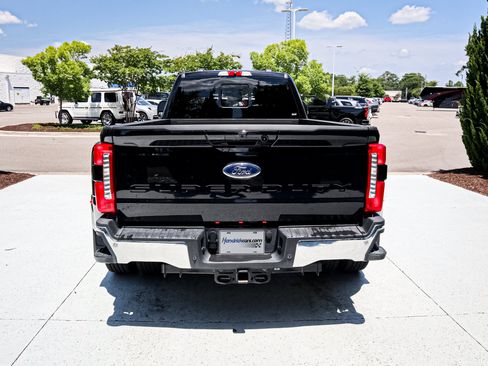 Used 2026 Ford F350 Lariat w/ Lariat Ultimate Package AWD/4WD image 10