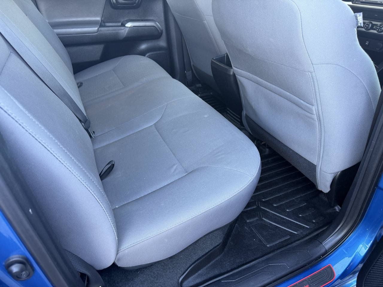 Used 2016 Toyota Tacoma SR5 RWD image 11