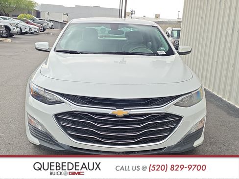Used 2022 Chevrolet Malibu LT FWD image 2