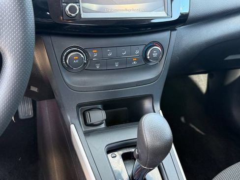 Used 2019 Nissan Sentra S FWD image 17