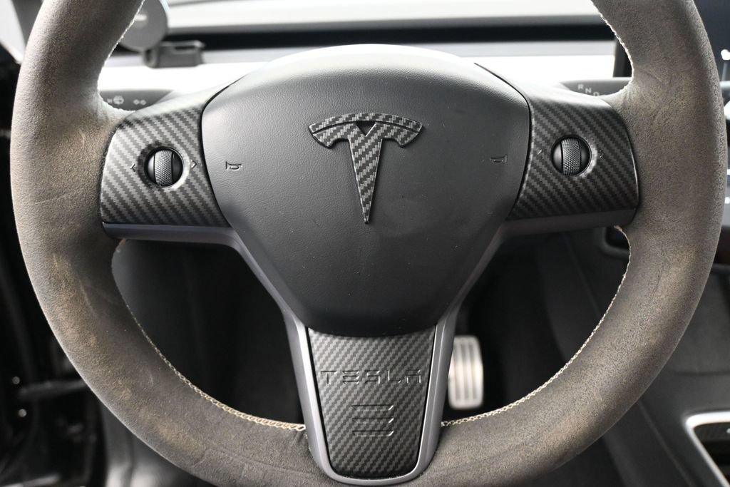 Used 2024 Tesla Model Y Performance AWD/4WD image 27