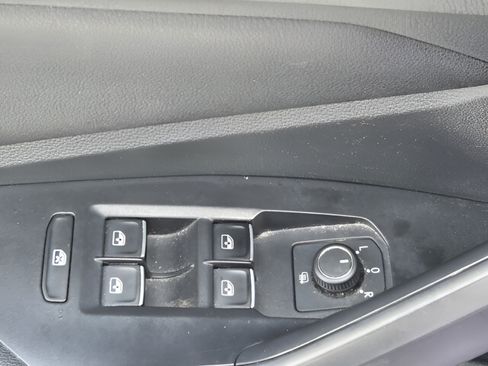 Used 2024 Volkswagen Jetta S FWD image 22