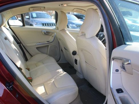Used 2013 Volvo S60 T5 image 27