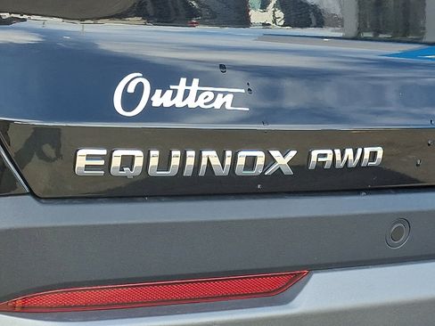 Used 2025 Chevrolet Equinox LT w/ Convenience Package II image 30