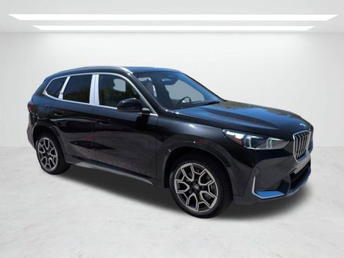 New 2026 BMW X1 xDrive28i w/ Convenience Package image 2