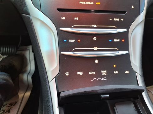 Used 2016 Lincoln MKZ w/ Equipment Group 300A Reserve FWD image 14