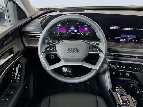 Used 2025 Audi Q5 Premium w/ Premium Plus AWD/4WD image 5